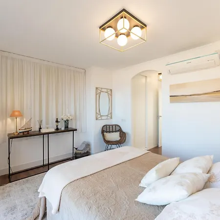 Golfside With Private Pool And Ocean Views Villa