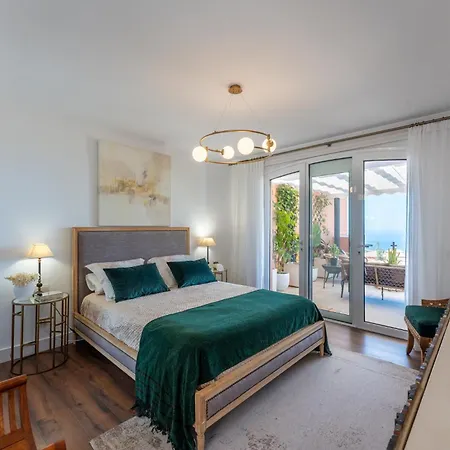 Golfside With Private Pool And Ocean Views