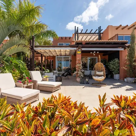Golfside With Private Pool And Ocean Views